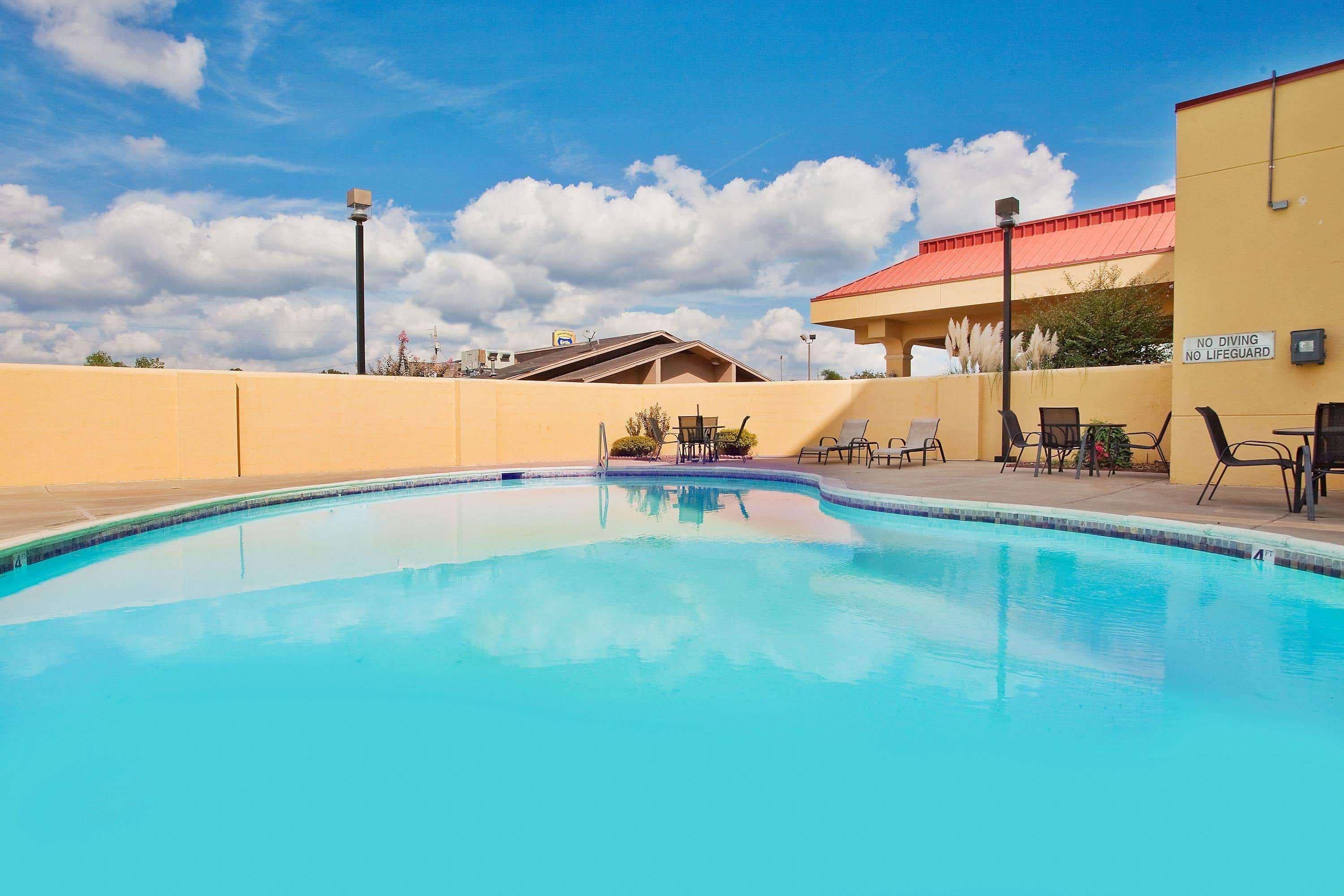 Hotel La Quinta By Wyndham Airport Graceland 3*