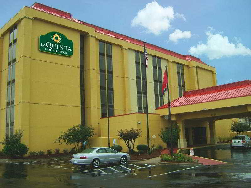 La Quinta By Wyndham Airport Graceland